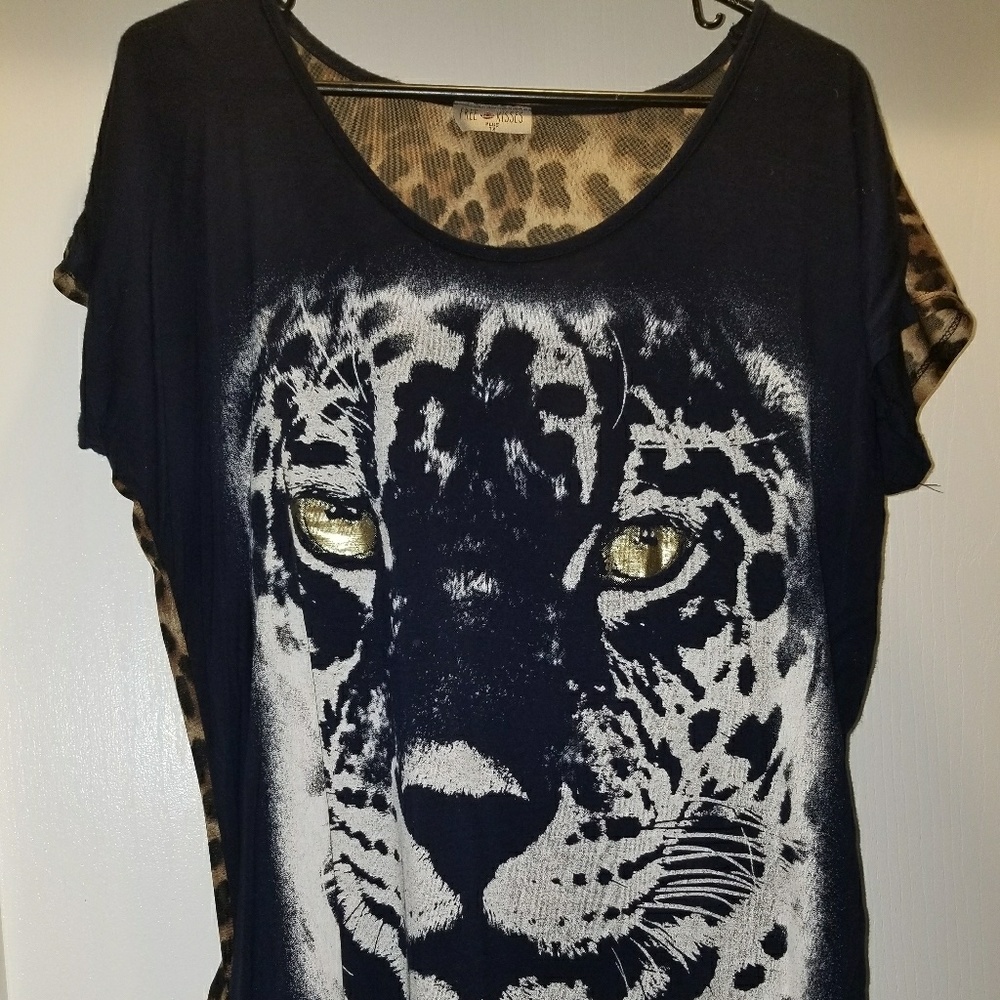 Tee shirt
